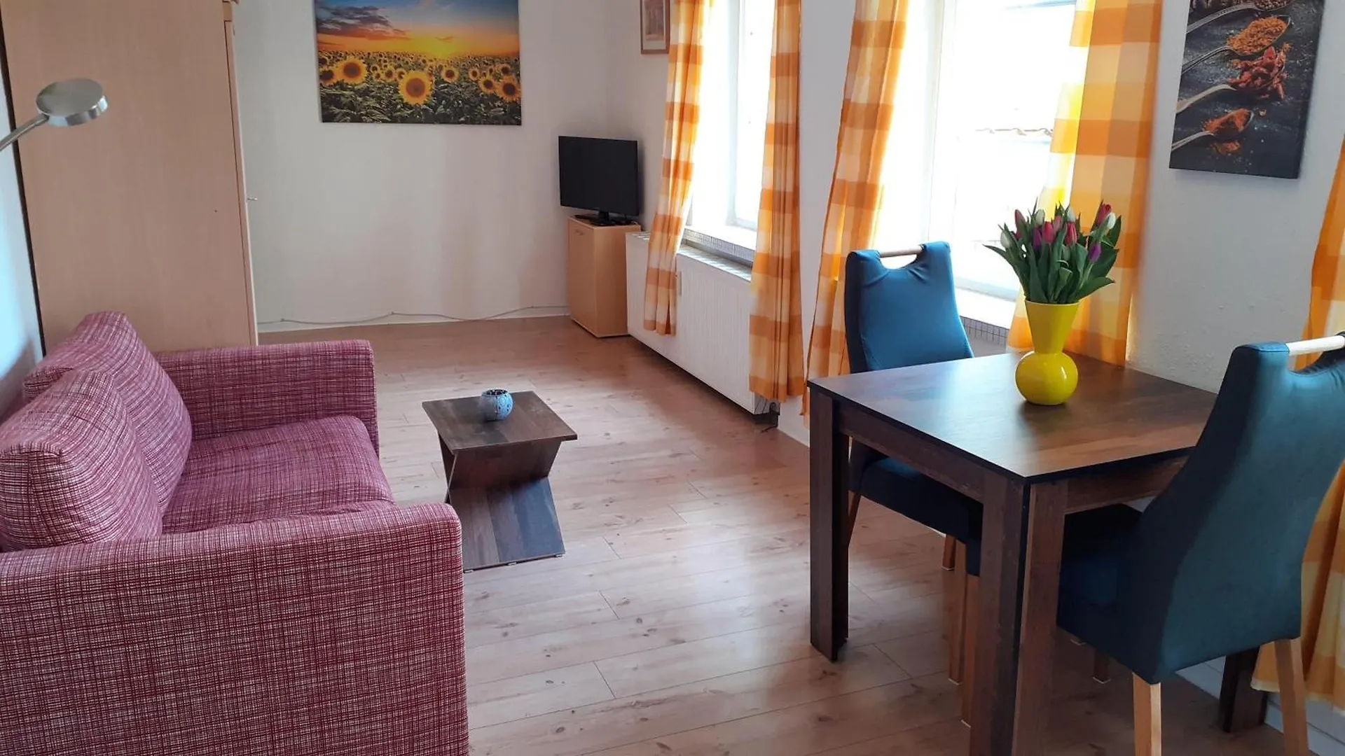 1-Zimmer-Apartment-2-Hochparterre Lübeck